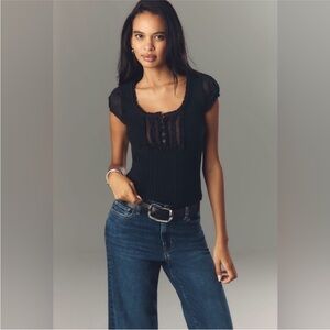 Maeve Scoop-Neck Ruffle Sleeve Knit Top Sz L